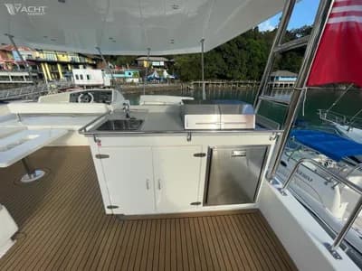 Leopard 51 Powercat 3