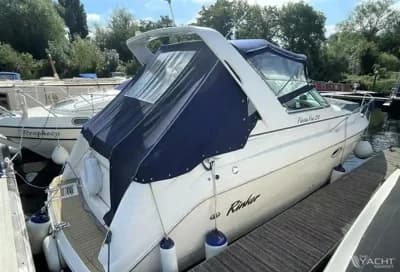 Rinker 270 Fiesta Vee 2