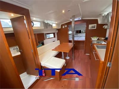 Beneteau - Oceanis 38.1 3