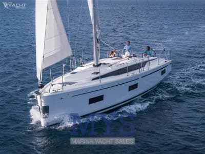 Bavaria C42 2