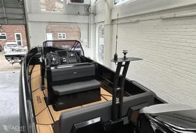 Iron Boats 827 2