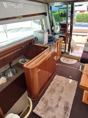 Ferretti 150 3