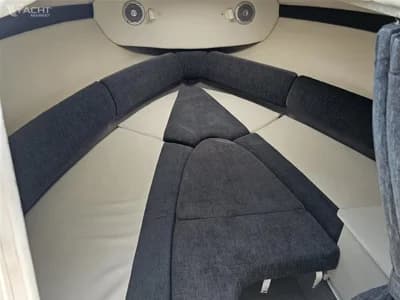 Bayliner 802 2