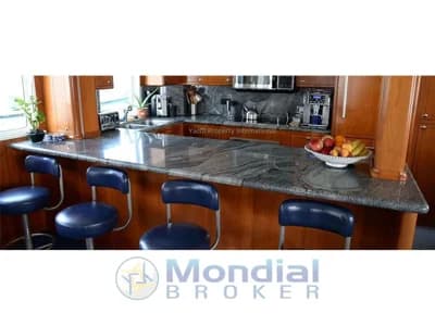 Explorer Motor Yacht Trawler 79'/82' - Trawler 79/82 3