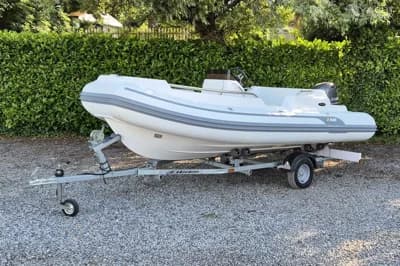 AB Inflatables Nautilus 15 DLX 2