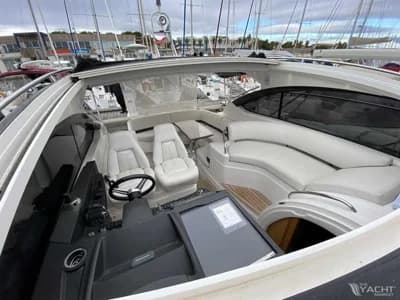 PRINCESS V 39 2