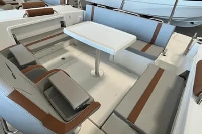 2027 Beneteau Flyer 8 SUNdeck V2 | 8m 3