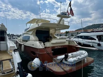 Ferretti Yachts - ALTURA 690 2