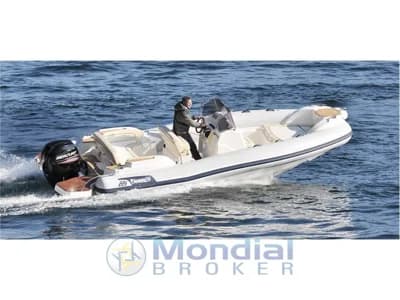 MARLIN BOAT - 226 FB 3