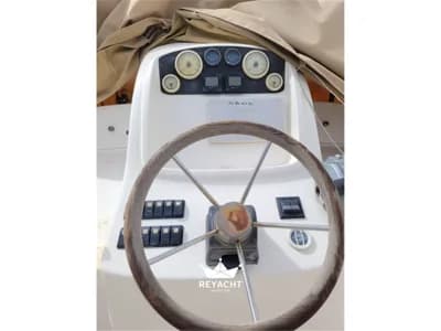 KELT - WHITE SHARK 285 3