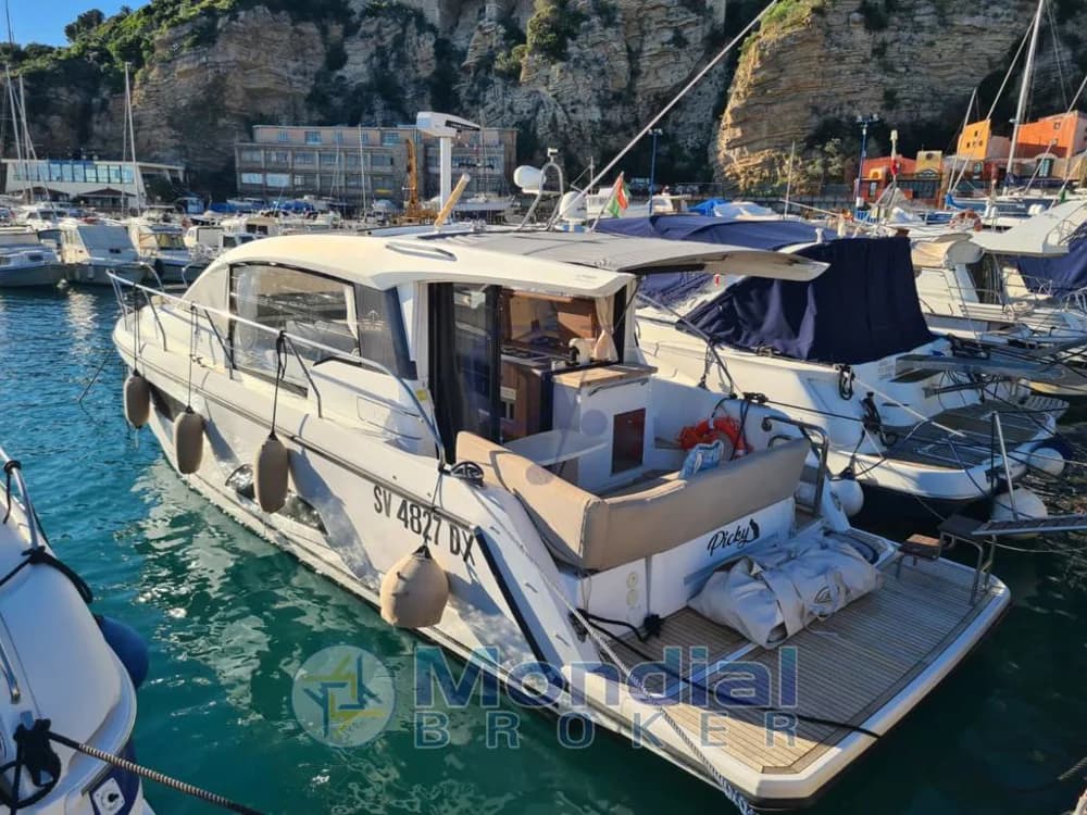 Sealine - C330