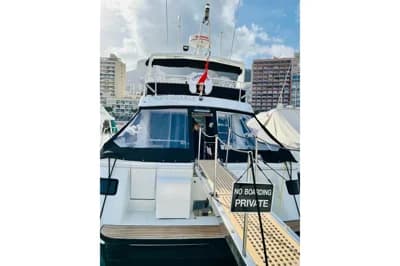 1989 Mochi Craft 46 fly | 14m 3
