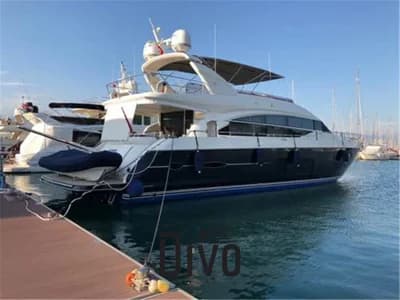 PRINCESS - FLYBRIDGE 82 – 25,50 METRI – VARO 2013 2