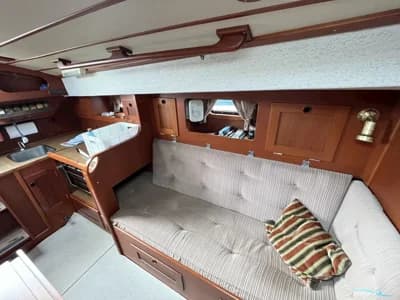 Hallberg Rassy 312 Mk I (1985) 5