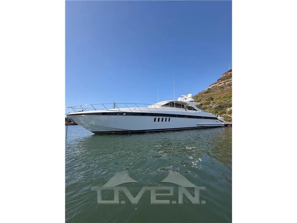 Mangusta 80 HT - 80 hard Top