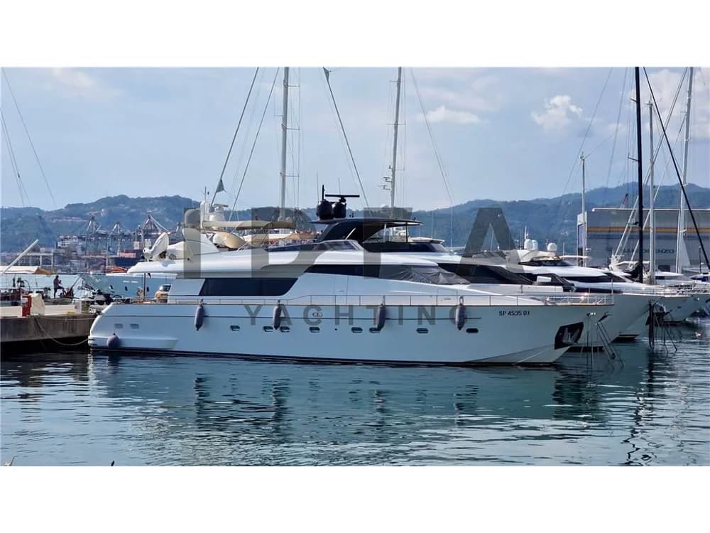 Sanlorenzo - SL 82