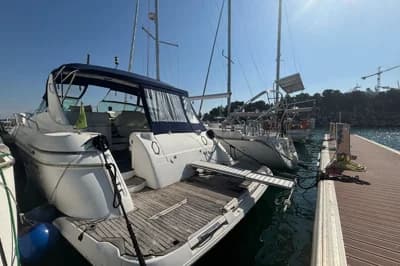 1996 Cruisers Yachts 4270 Express | 13m 2