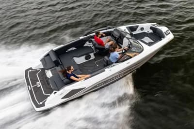 2025 Scarab 215 LX | 6m 3