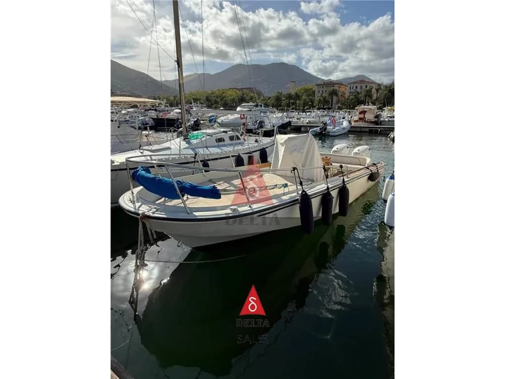 Boston Whaler - OUTRAGE 22