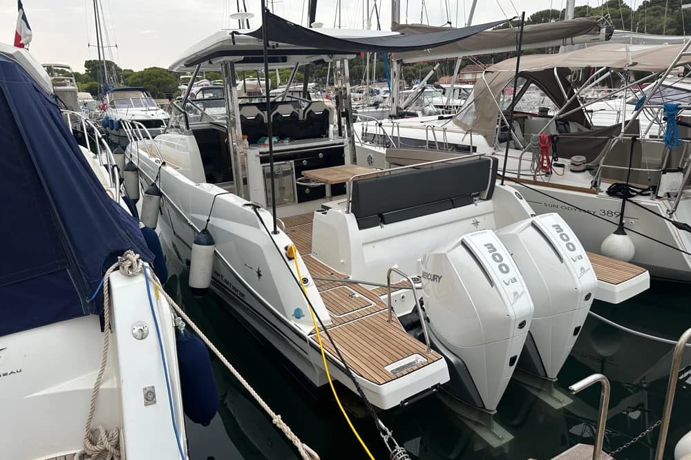 2024 Jeanneau Cap Camarat 10.5 WA Serie 2 | 11m
