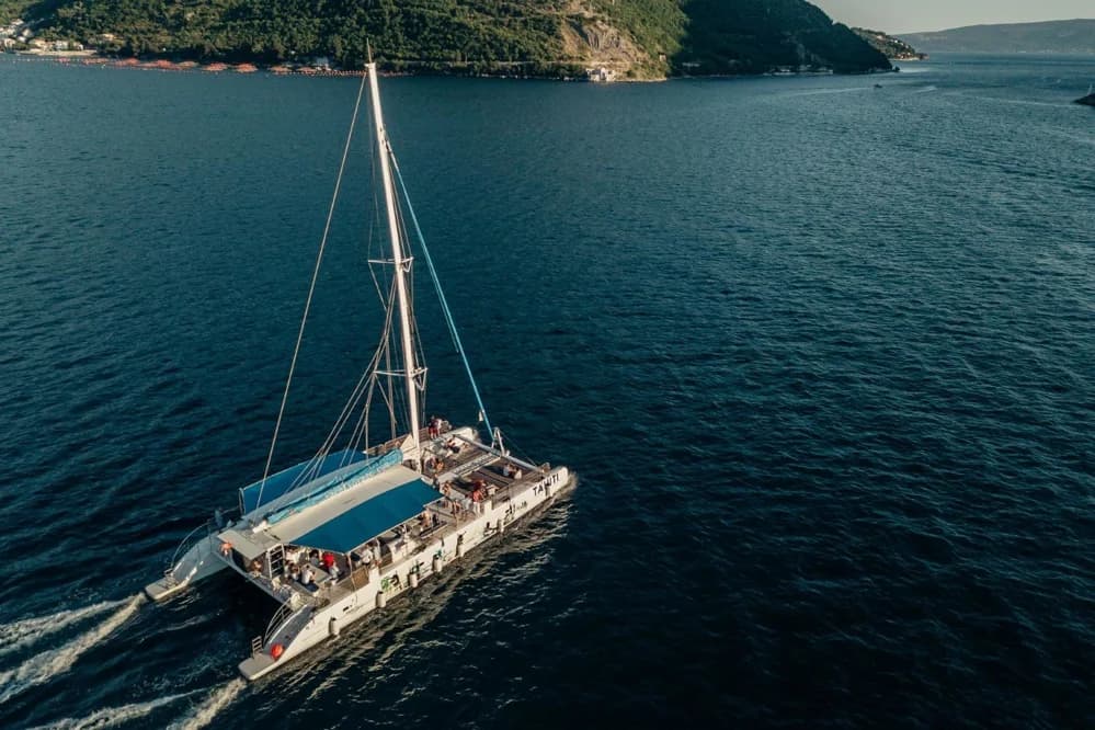 2015 Fountaine Pajot Taiti Day Charter 80 | 24m