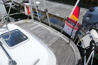 2005 Hallberg-Rassy 37 Boat for Sale in SH 3