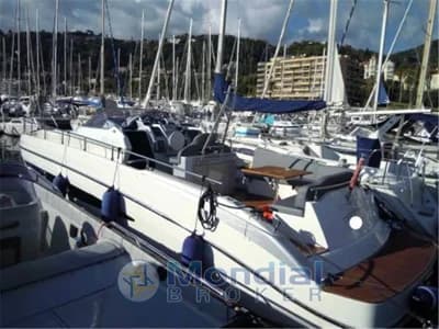 Need yacht - 33 cabin 2