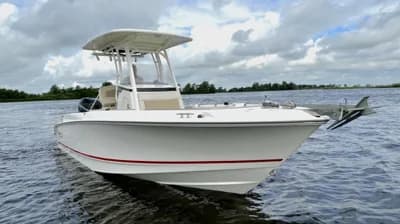 2017 Boston Whaler 230 Outrage | 7m 2