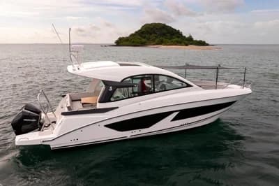 2025 Beneteau Gran Turismo 32 | 10m 2