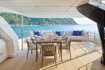 2021 Custom Line Navetta 30 | 28m 3