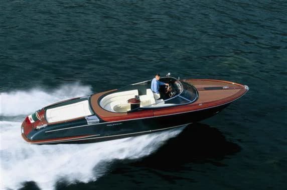 2005 Riva 33' Aquariva | 10m