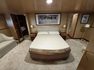 1999 Cantieri di Pisa Akhir 110 | 34m 3