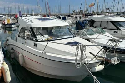 2017 Beneteau Antares 8 | 8m 2