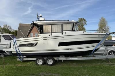 2019 Jeanneau Merry Fisher 895 Marlin | 9m 2
