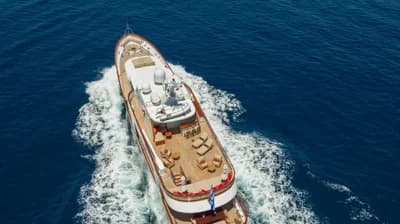 1979 CRN Displacement | 33m 2