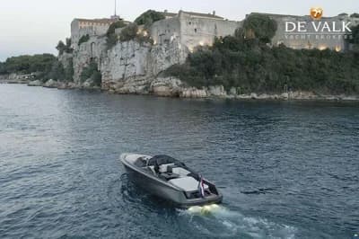 Reborn 38 Bowrider 5