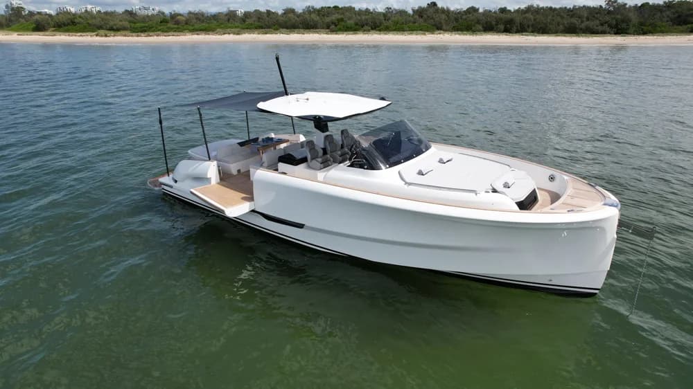 SOLARIS 44
