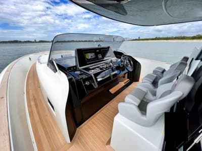 SOLARIS 44 2