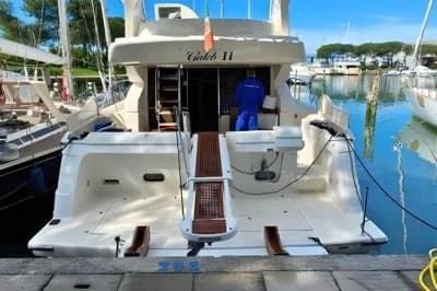 2005 Ferretti Yachts 550 | 17m 2