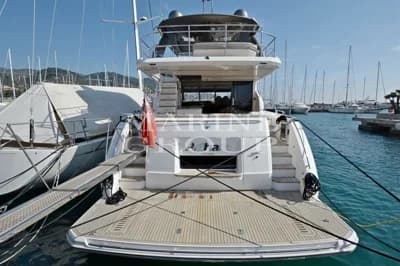 2019 Princess F70 | 21m 2