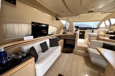 2005 Ferretti Yachts 550 | 17m 3