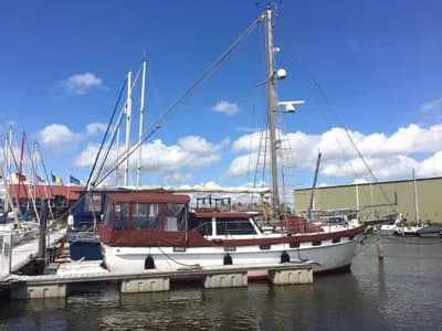 Island Trader 40 4