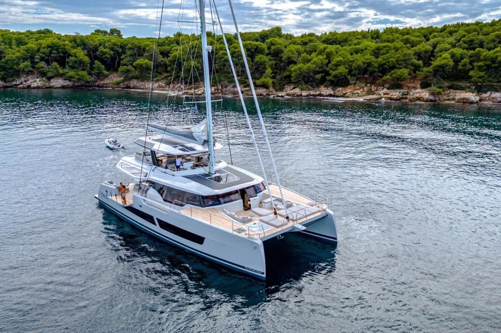 2027 Fountaine Pajot Thira 80 | 24m
