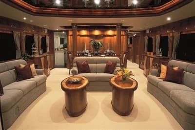 2026 Johnson Motor Yacht w/On Deck Master | 28m 2