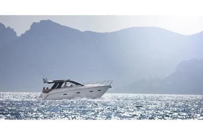 2011 Sealine SC35 | 11m 2