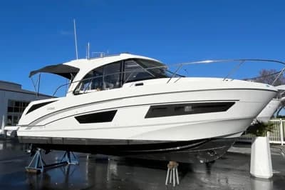 2022 Beneteau Antares 9 OB | 9m 2