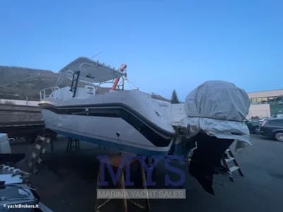 Boston Whaler 305 Conquest 2