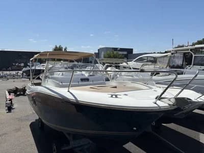 Jeanneau Cap Camarat 7.5 WA 2