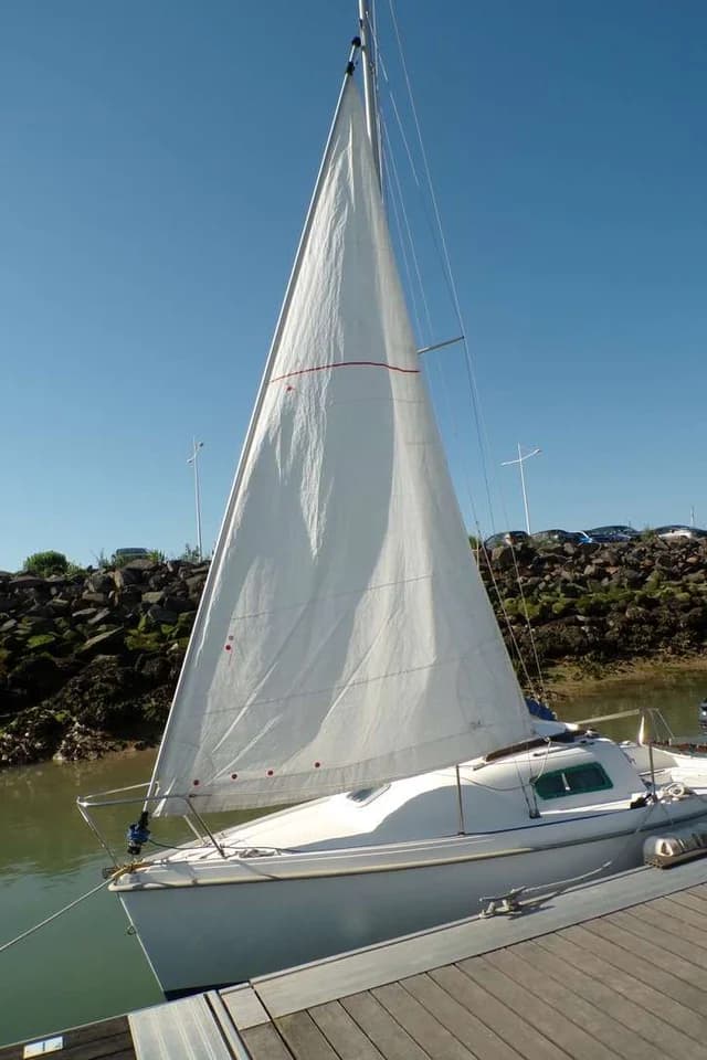 B2 Marine Blue Djinn