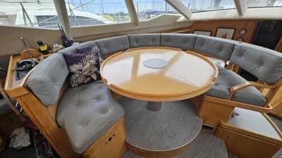 Wauquiez PILOT SALOON 60 DS 5